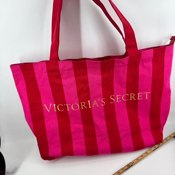 HUGE Victoria's Secret‎ Canvas tote bag Stripe Pink Red Zip Weekender Wet Bag - Picture 1 of 13